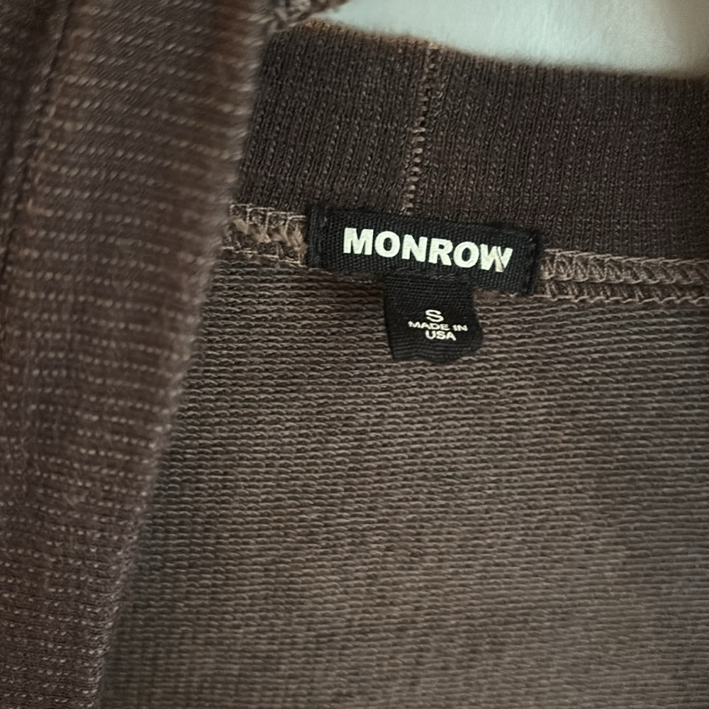 Monrow Peekaboo Sweatshirt in Cocoa sz sm - Picture 2 of 3